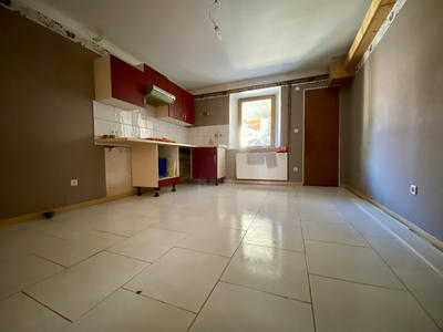 Maison - 192 m² - 6 pièces