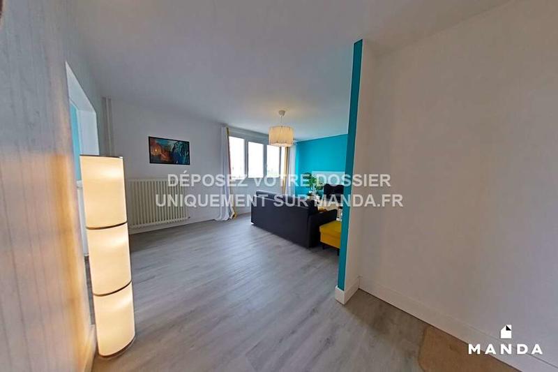 Chambre - 10 m² - 4 pièces