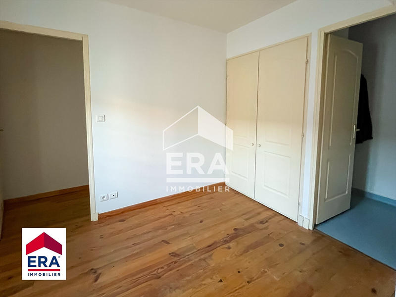 Appartement - 96 m² - 6 pièces
