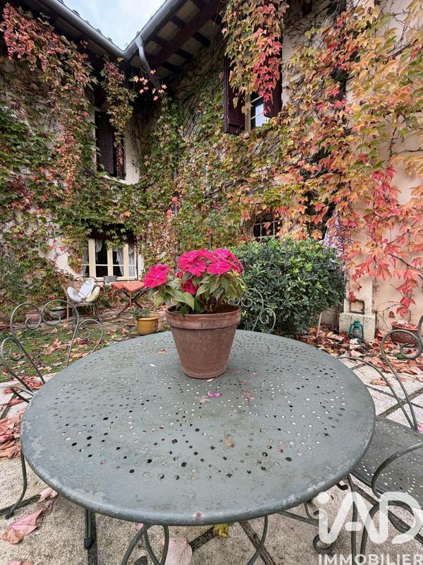 Maison - 271 m² - 6 pièces