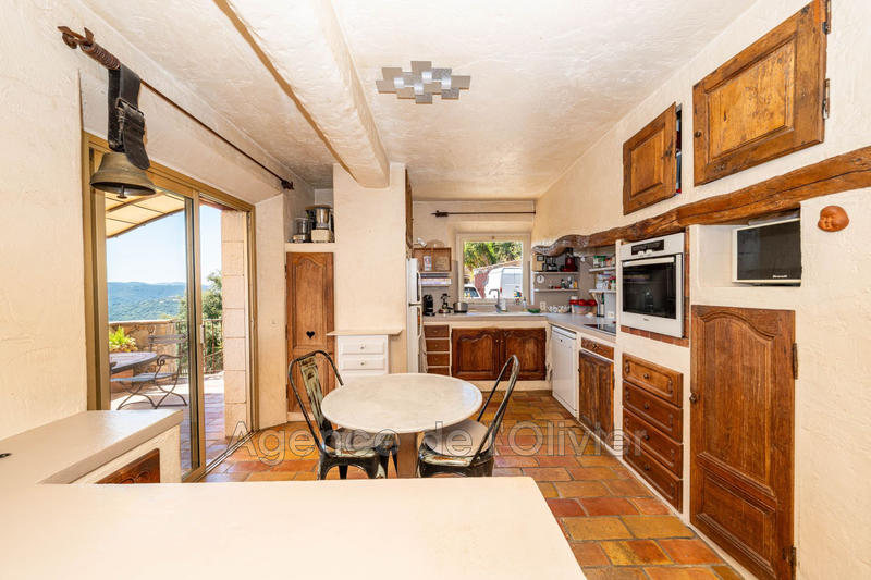 Maison - 190 m² - 5 pièces