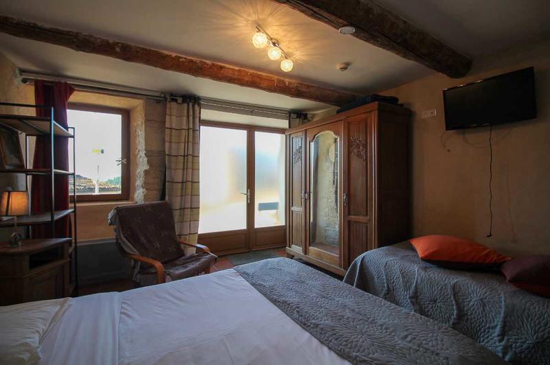 Maison de village - 184 m² - 8 pièces