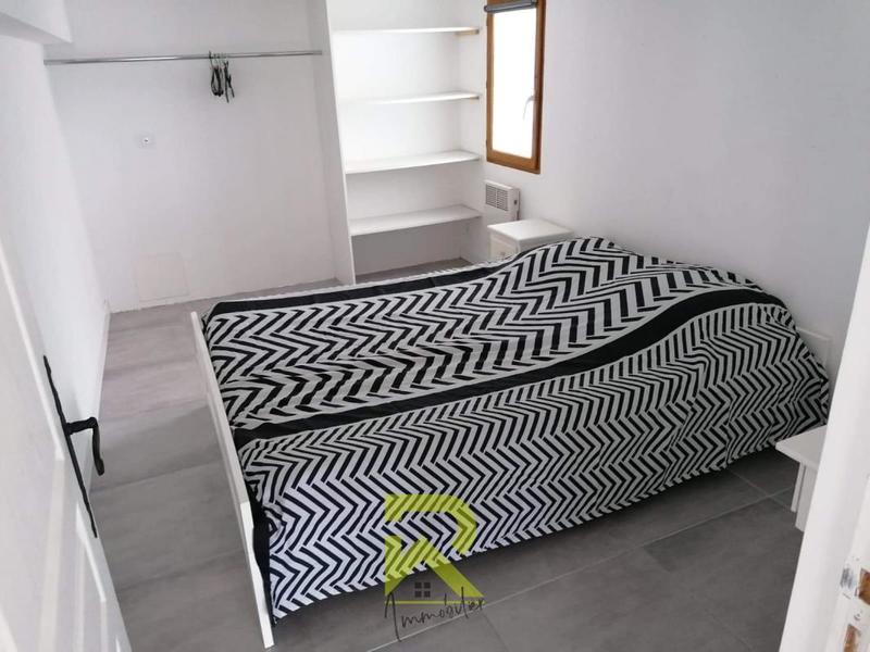 Maison - 275 m² - 9 pièces