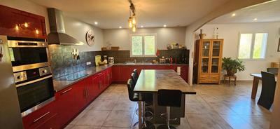 Maison - 151 m² - 6 pièces