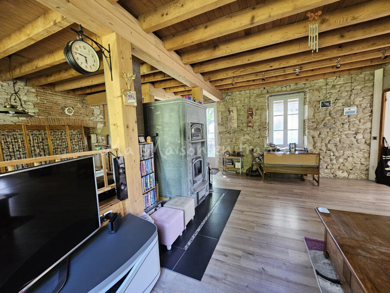 Maison - 200 m² - 7 pièces