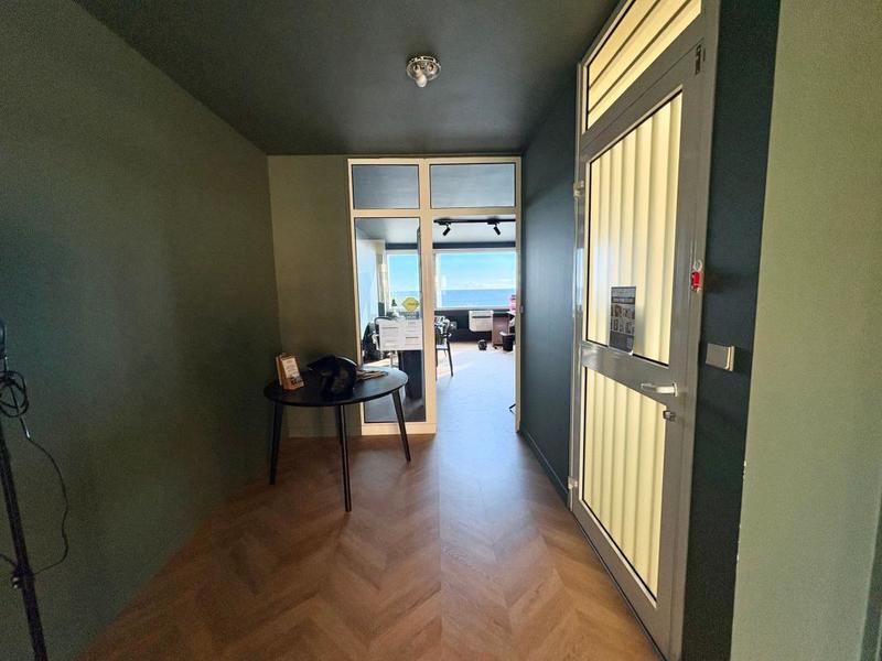 Local commercial - 68 m²