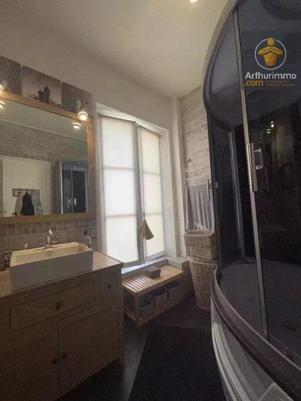 Maison - 149 m² - 7 pièces