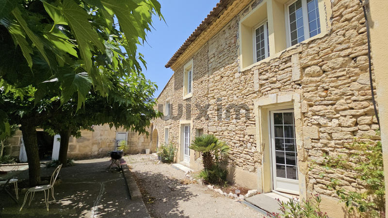 Propriété - 412 m² - 19 pièces