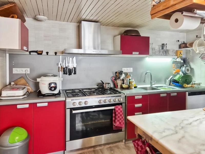 Maison - 280 m² - 7 pièces