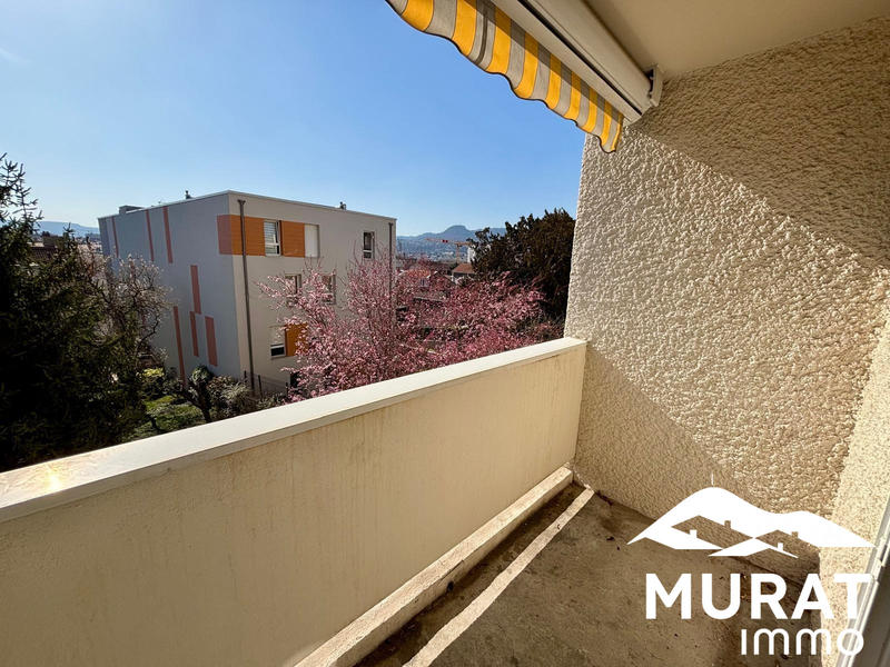 Appartement - 79 m² - 4 pièces