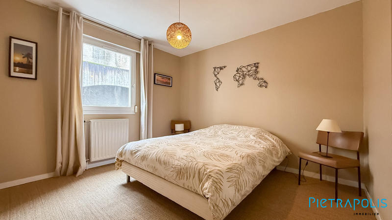 Appartement - 84 m² - 3 pièces