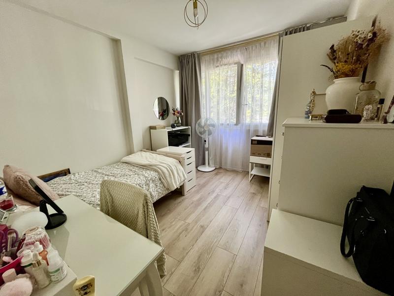 Appartement - 105 m² - 6 pièces