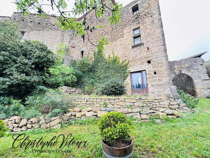 Demeure - 142 m² - 6 pièces