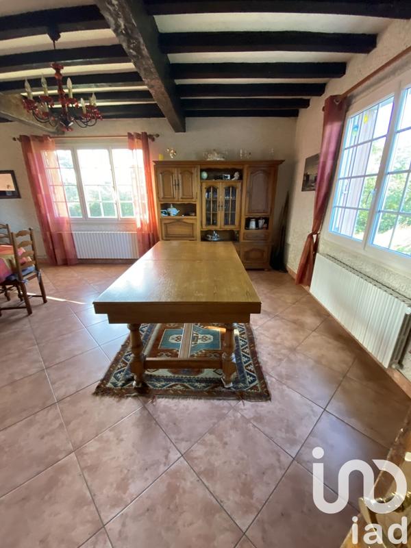 Maison - 230 m² - 10 pièces