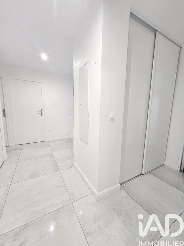 Appartement - 94 m² - 4 pièces