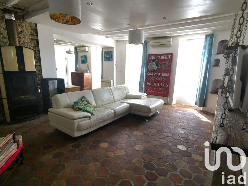 Maison - 215 m² - 7 pièces