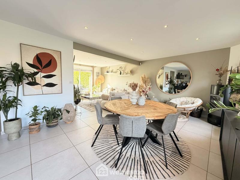 Maison - 152 m² - 5 pièces