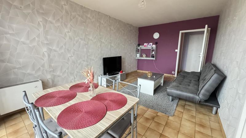 Appartement ancien - 66 m² - 3 pièces