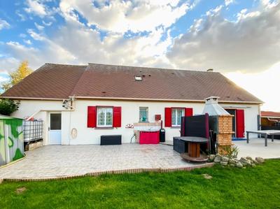 Maison - 140 m² - 5 pièces