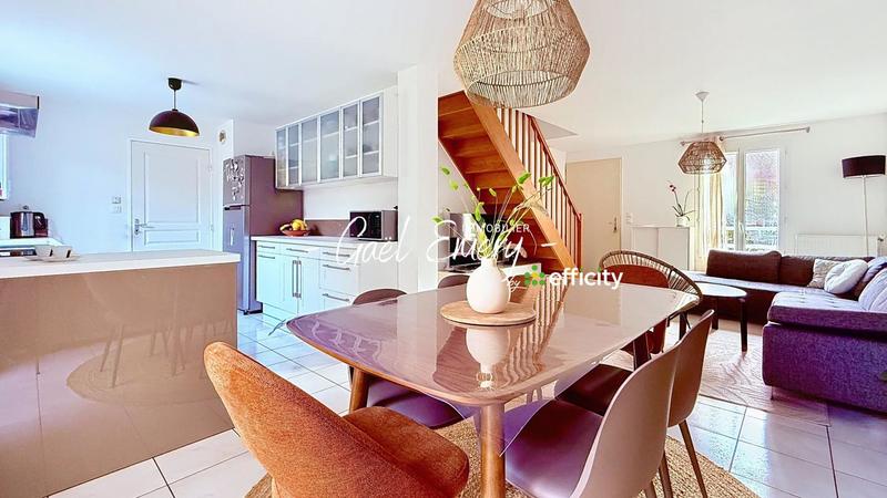 Maison - 83 m² - 5 pièces