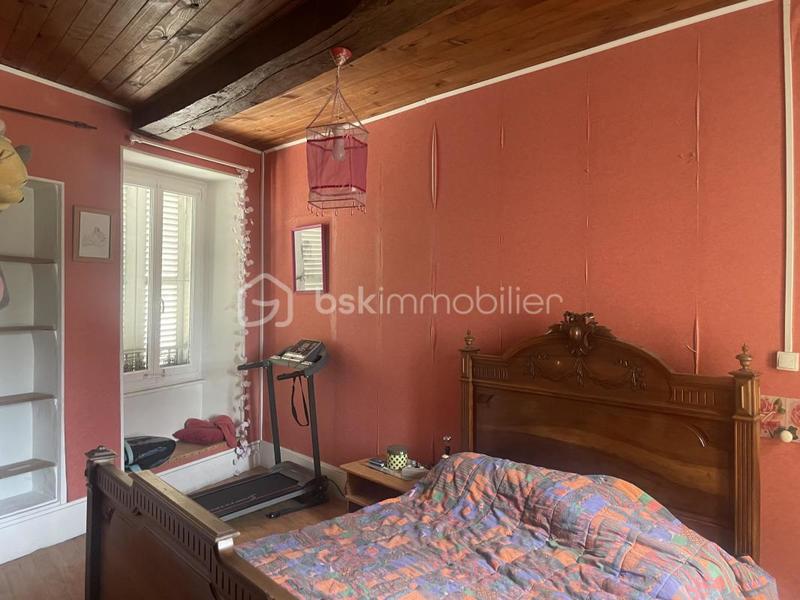 Maison de village - 206 m² - 8 pièces