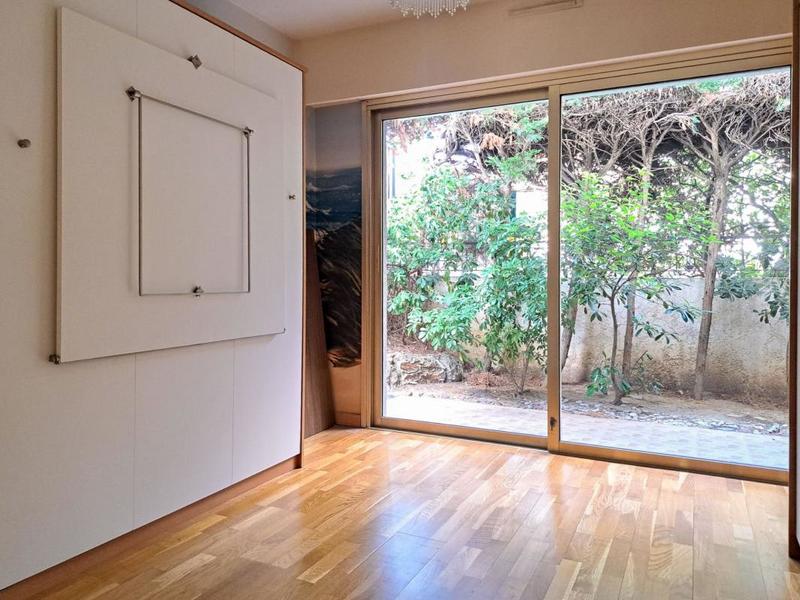 Appartement - 100 m² - 4 pièces