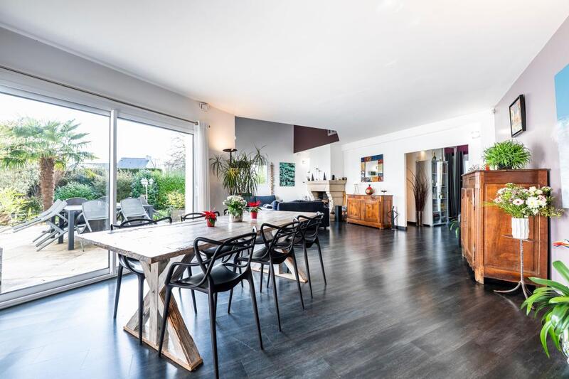 Maison - 258 m² - 5 pièces