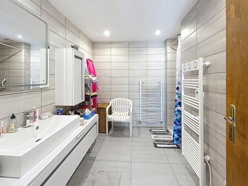 Maison - 148 m² - 7 pièces