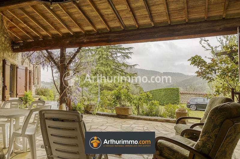 Maison - 189 m² - 8 pièces