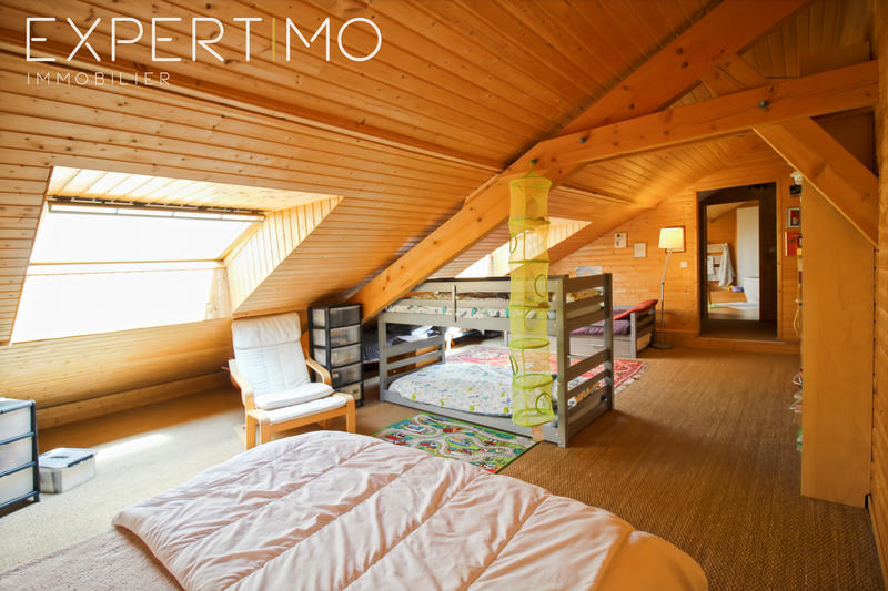 Maison - 178 m² - 7 pièces