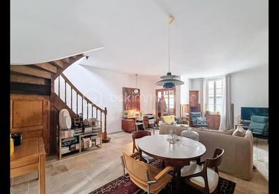 Maison de ville - 88 m² - 3 pièces