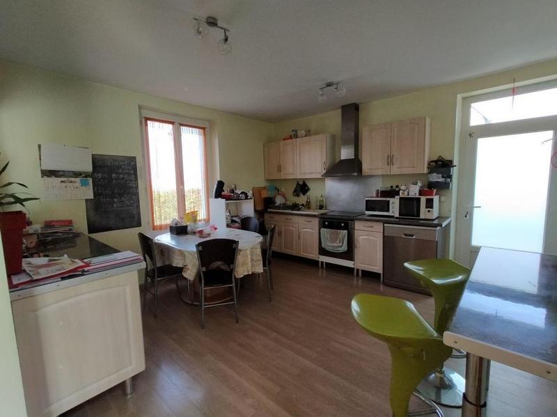 Maison de village - 87 m² - 4 pièces