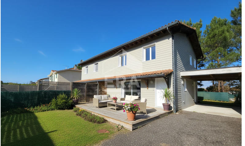 Maison - 90 m² - 4 pièces