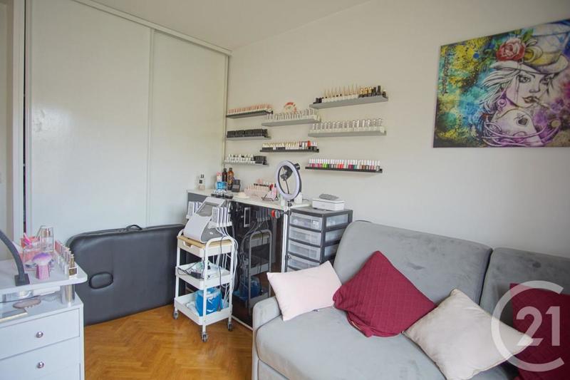 Appartement - 88 m² - 4 pièces