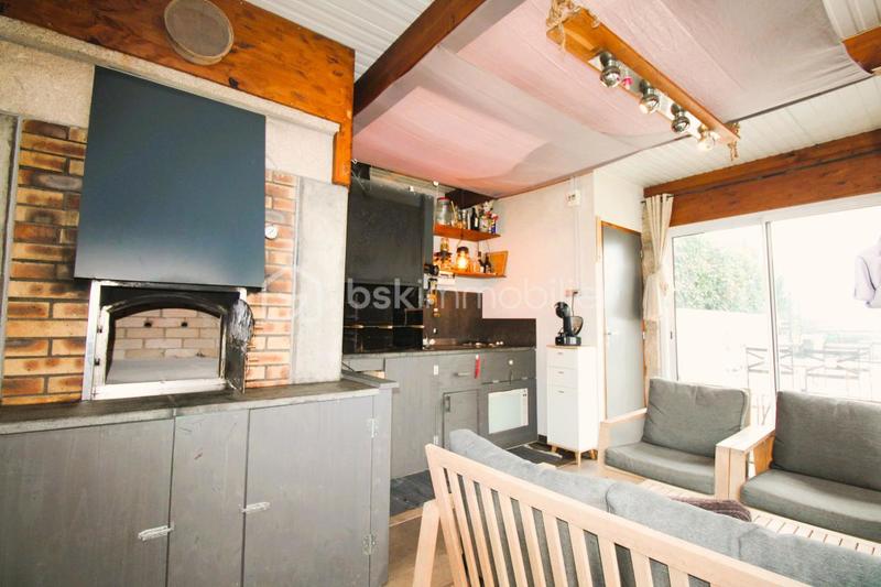 Villa - 180 m² - 5 pièces