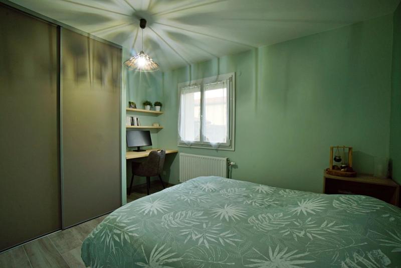 Maison - 97 m² - 5 pièces