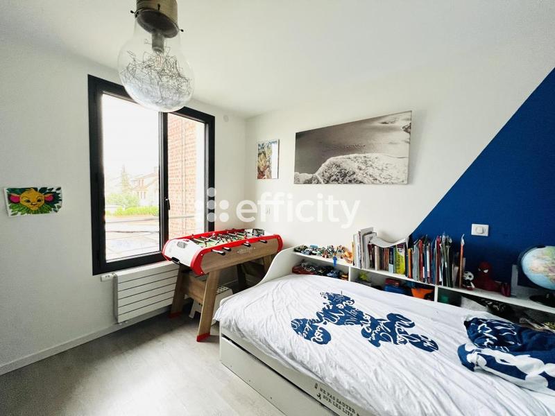 Maison - 180 m² - 5 pièces