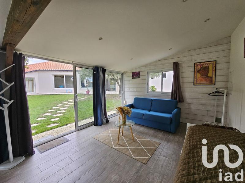 Maison - 312 m² - 9 pièces