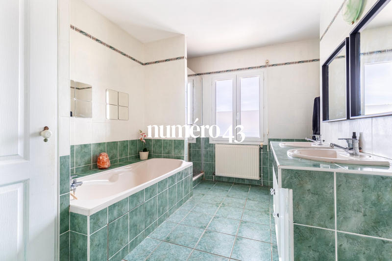 Maison ancienne - 117 m² - 4 pièces