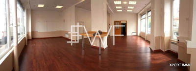 Local commercial - 170 m² - 8 pièces