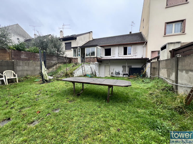 Maison - 100 m² - 4 pièces