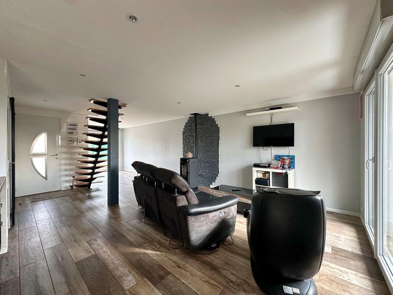 Maison traditionnelle - 91 m² - 4 pièces