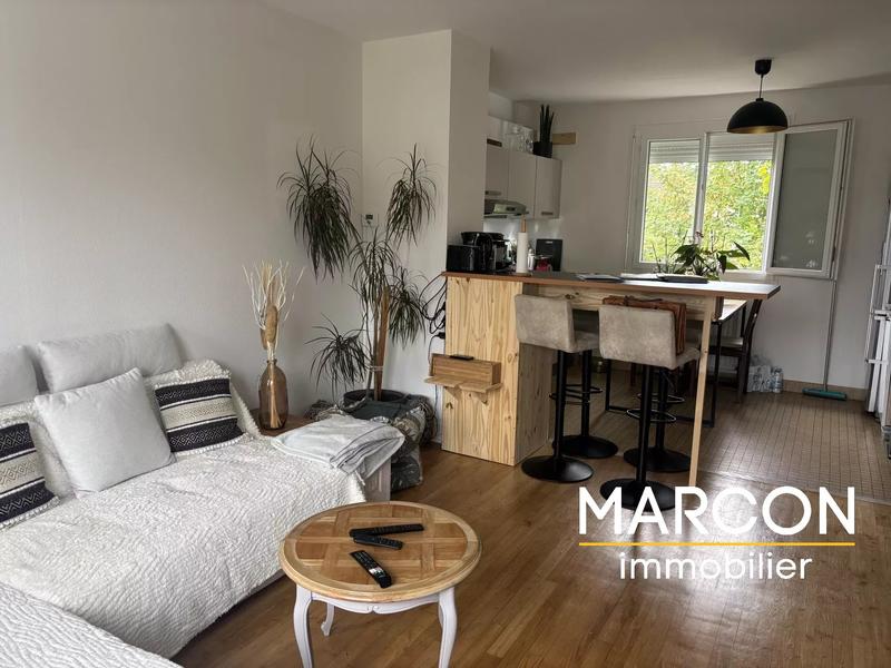 Maison - 91 m² - 5 pièces