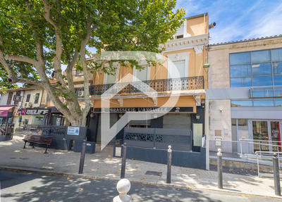 Local commercial - 290 m² - 6 pièces