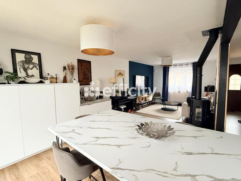 Maison - 91 m² - 5 pièces