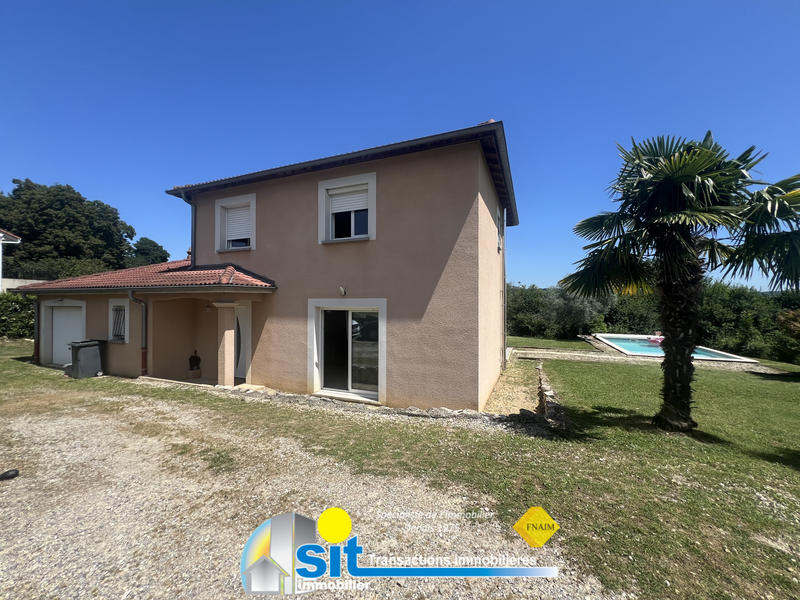 Maison - 120 m² - 5 pièces