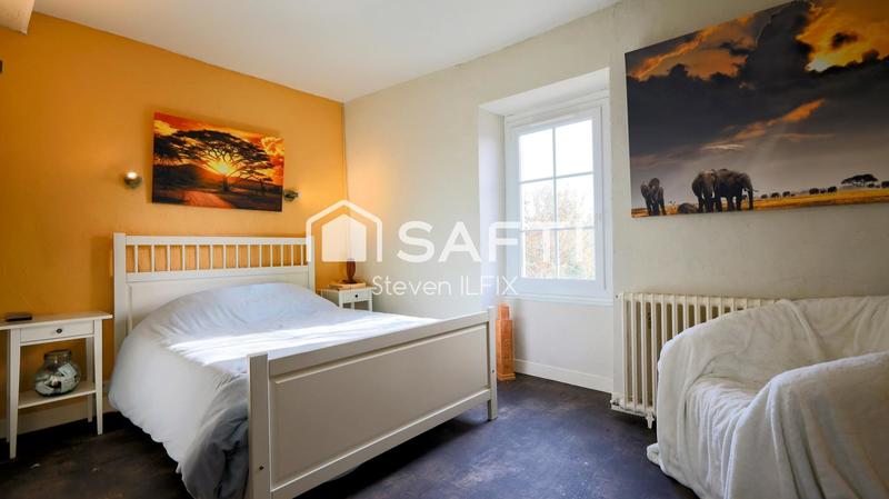 Maison - 250 m² - 8 pièces