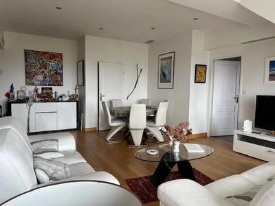 Appartement - 86 m² - 3 pièces