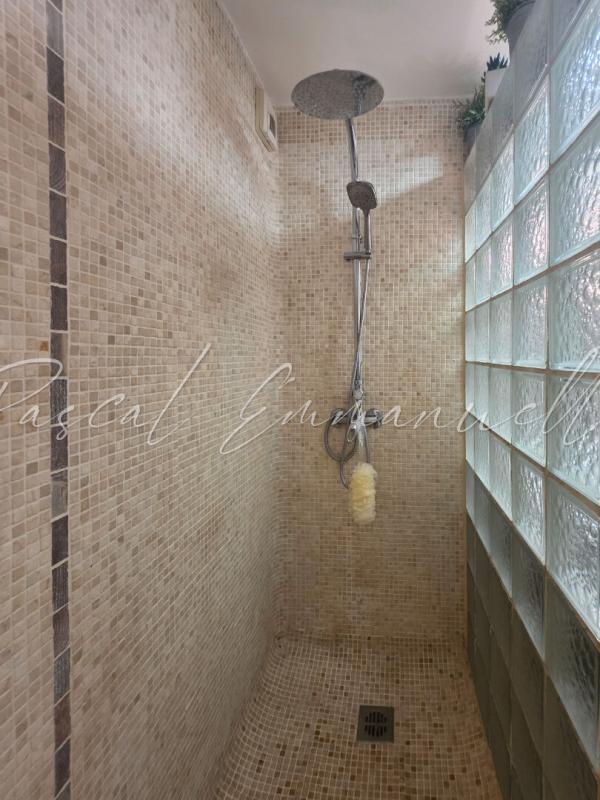 Appartement - 92 m² - 5 pièces