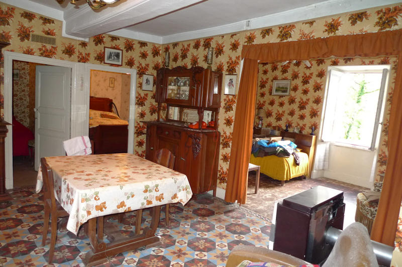 Maison - 99 m² - 4 pièces